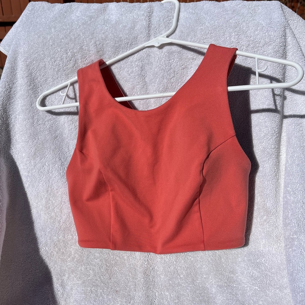 Women’s The North Face high neck sports bra